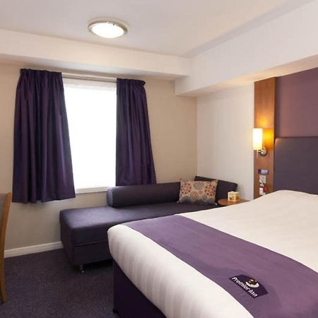 Premier Inn Dundee West Luaran gambar