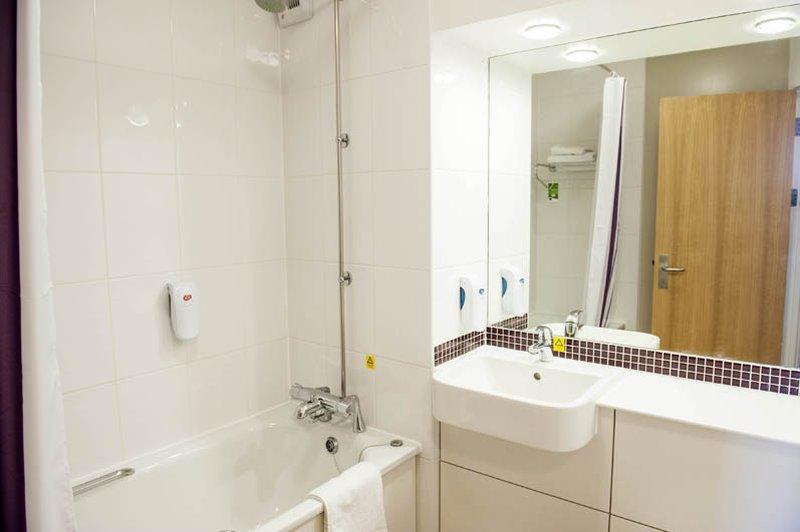 Premier Inn Dundee West Luaran gambar