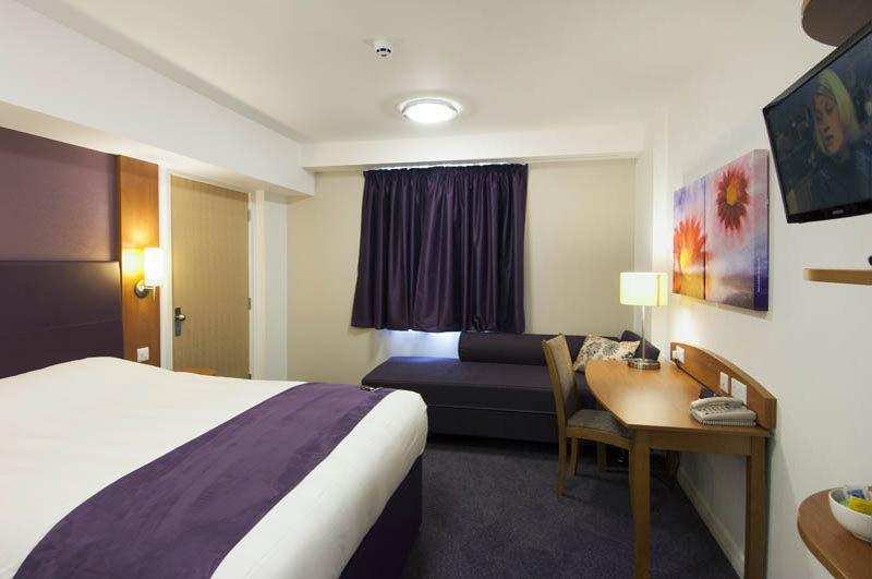 Premier Inn Dundee West Luaran gambar